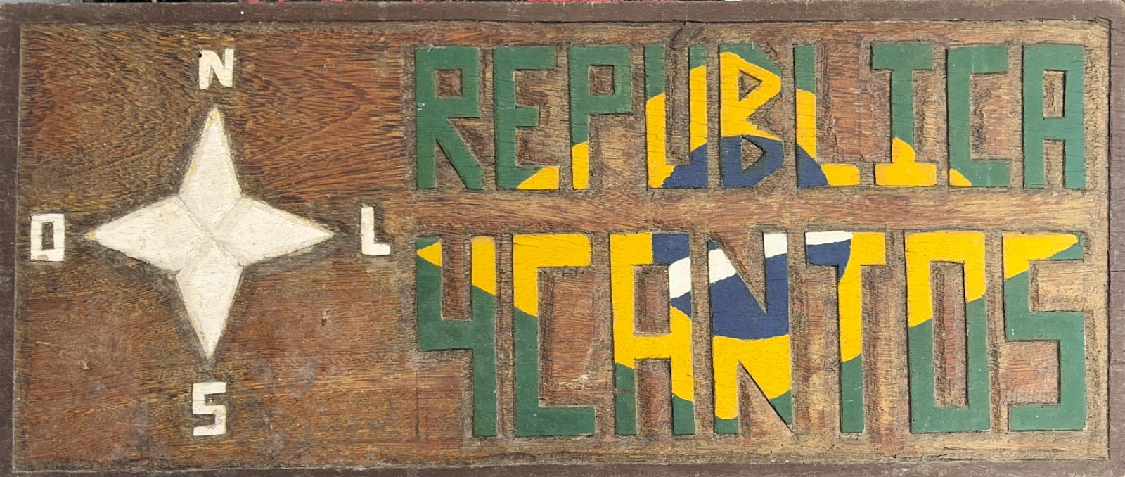 Placa de madeira da República 4 Cantos com rosa dos ventos